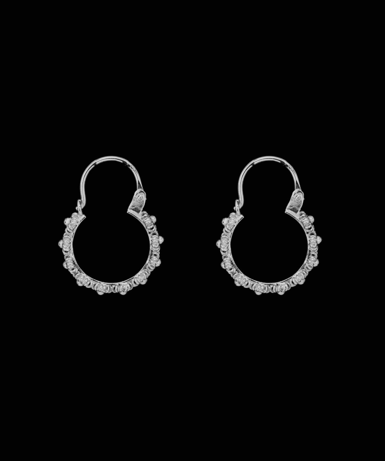 Borró Hoop Earrings
