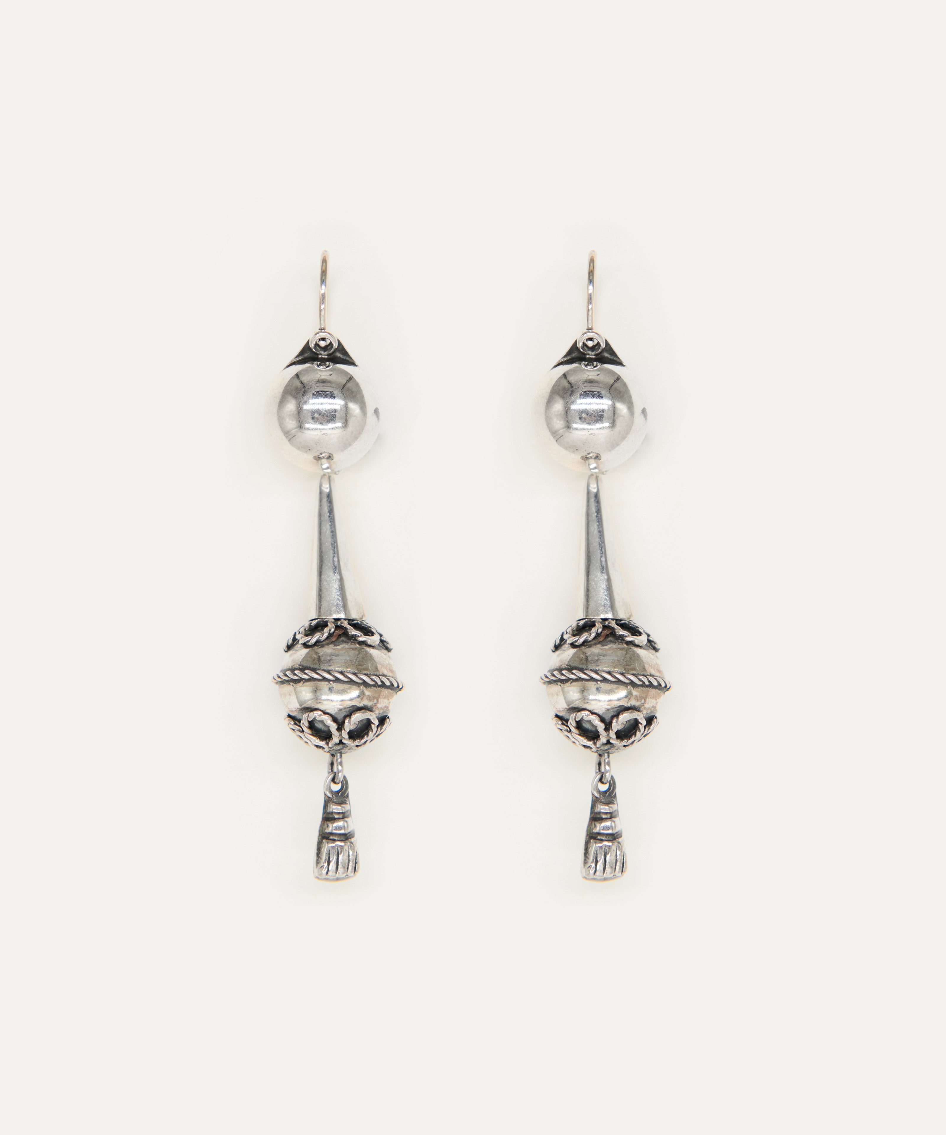 Penjaroi Earrings