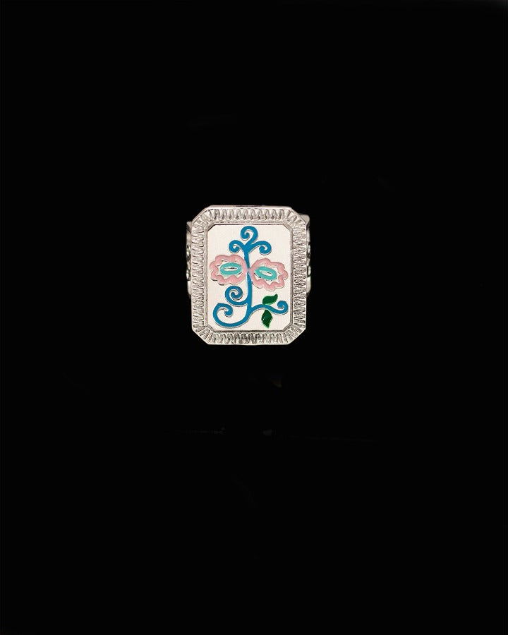 Anillo sello esmalte con grabado floral